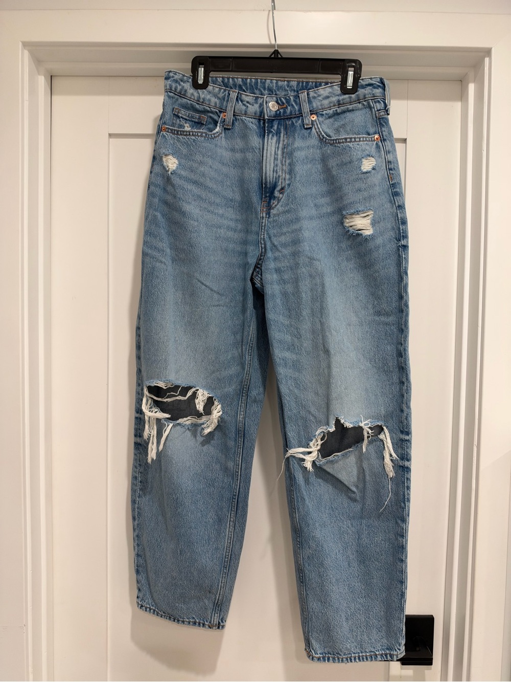 H&M Light Blue Distressed Boyfriend Jeans